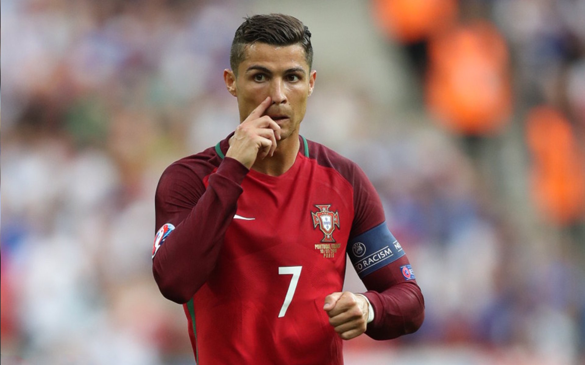 巅峰对决！克罗地亚力克埃及，莫德里奇英超争冠战展现传奇接管力